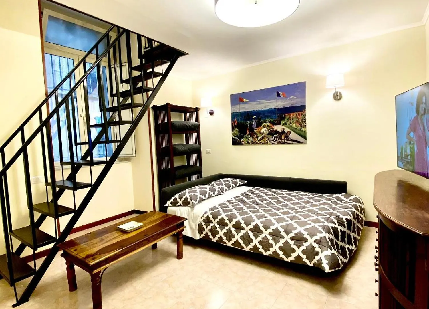 Your Central Wide Place - Min 31 Days Naples Apartment