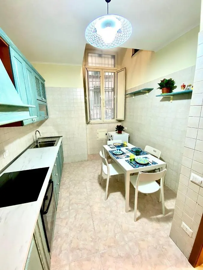 Your Central Wide Place - Min 31 Days Naples Apartment