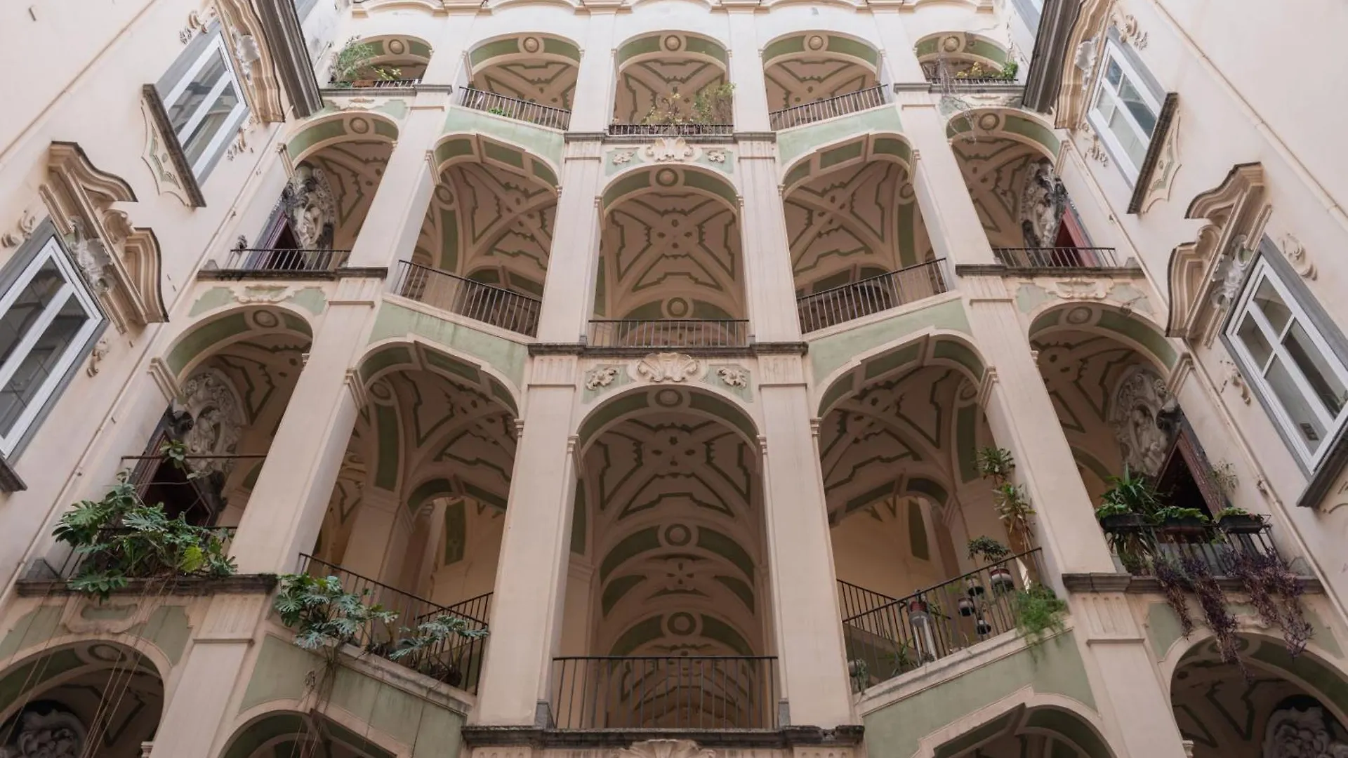Apartment Your Central Wide Place - Min 31 Days Naples